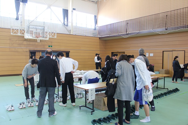 物品購入の様子