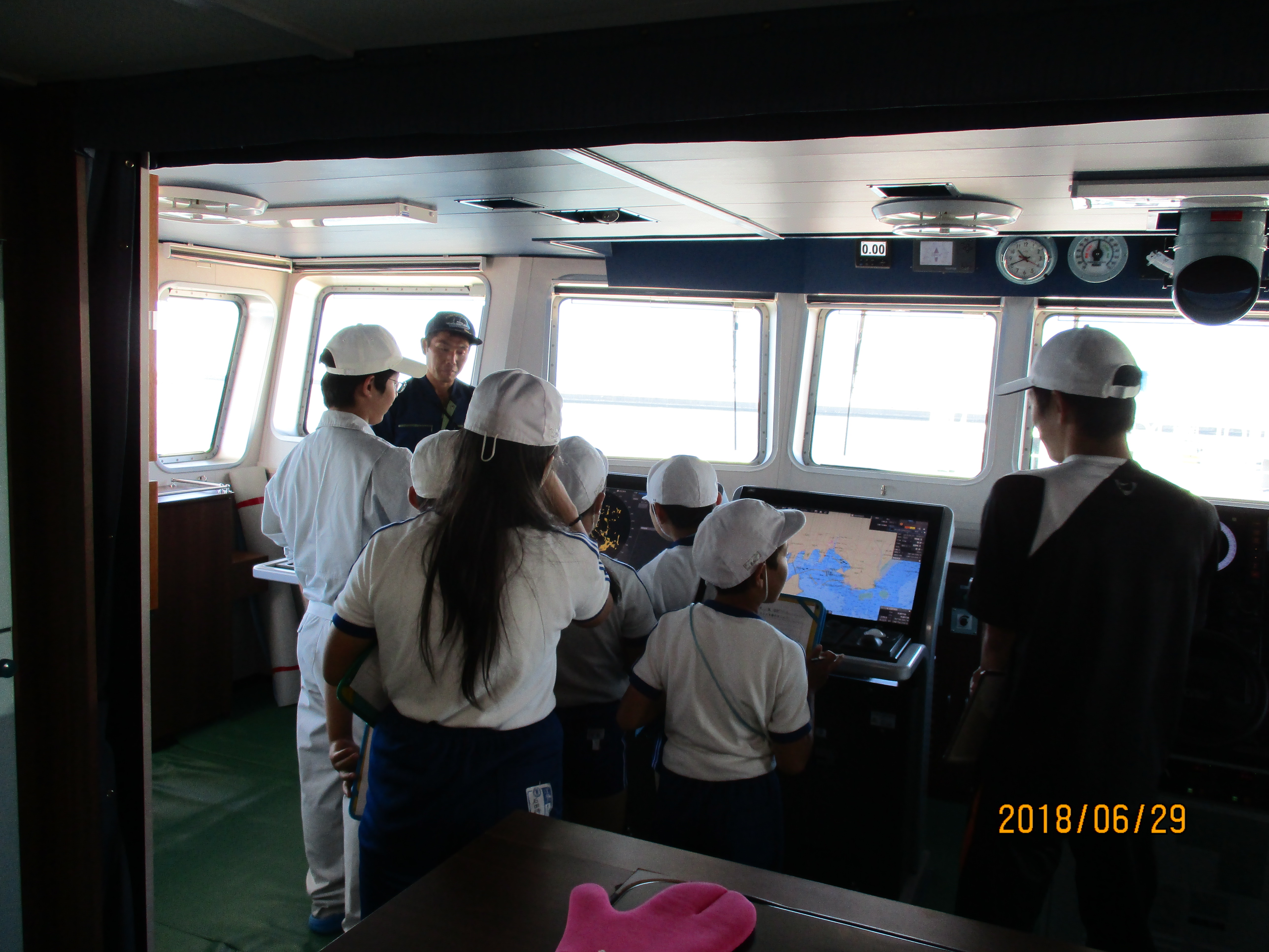 船内見学