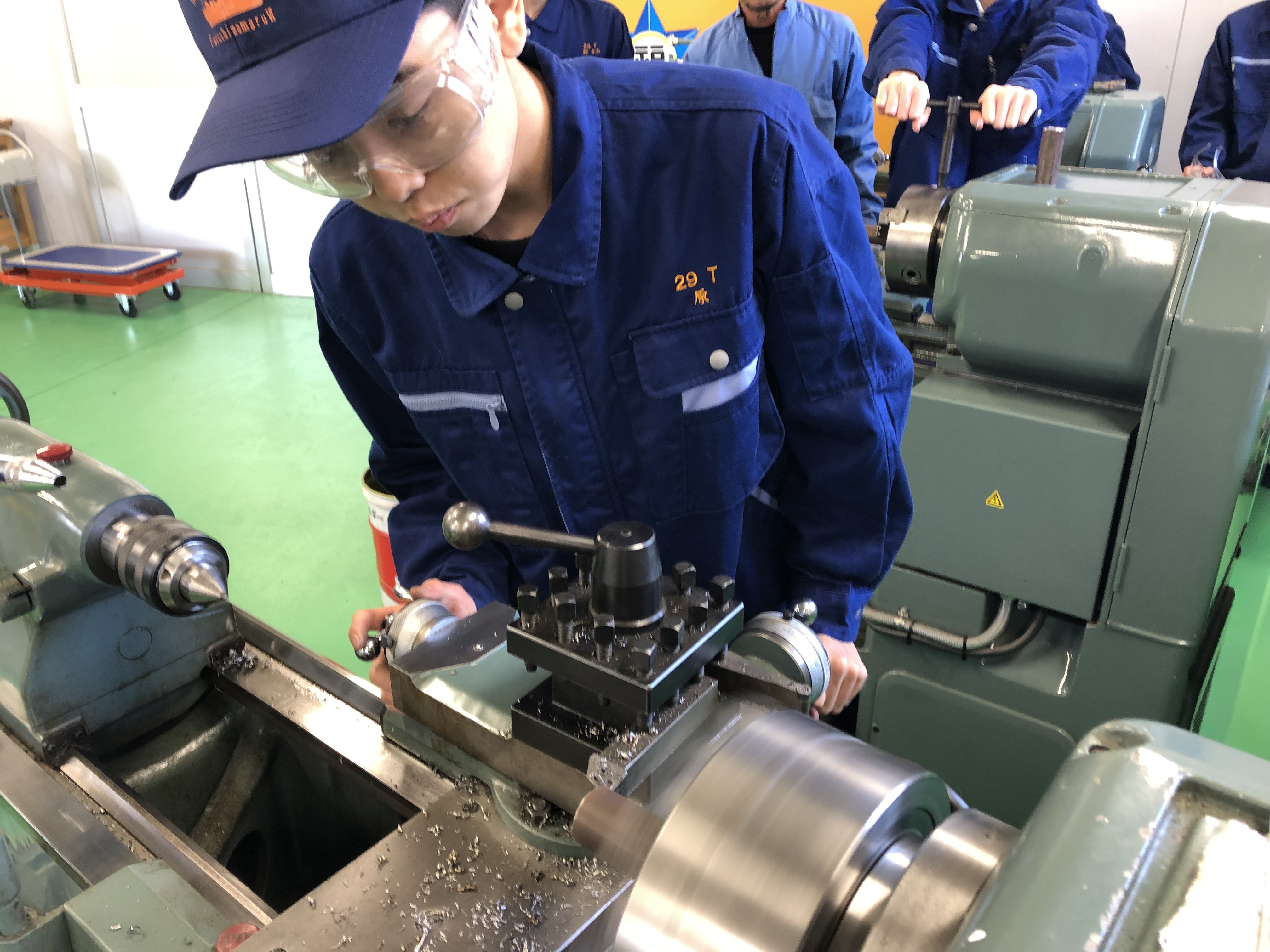 ①旋盤（ハンマー製作）